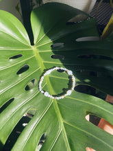 Load image into Gallery viewer, Opaline Bracelet
