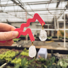 Load image into Gallery viewer, CLEAR QUARTZ HUGGIE
