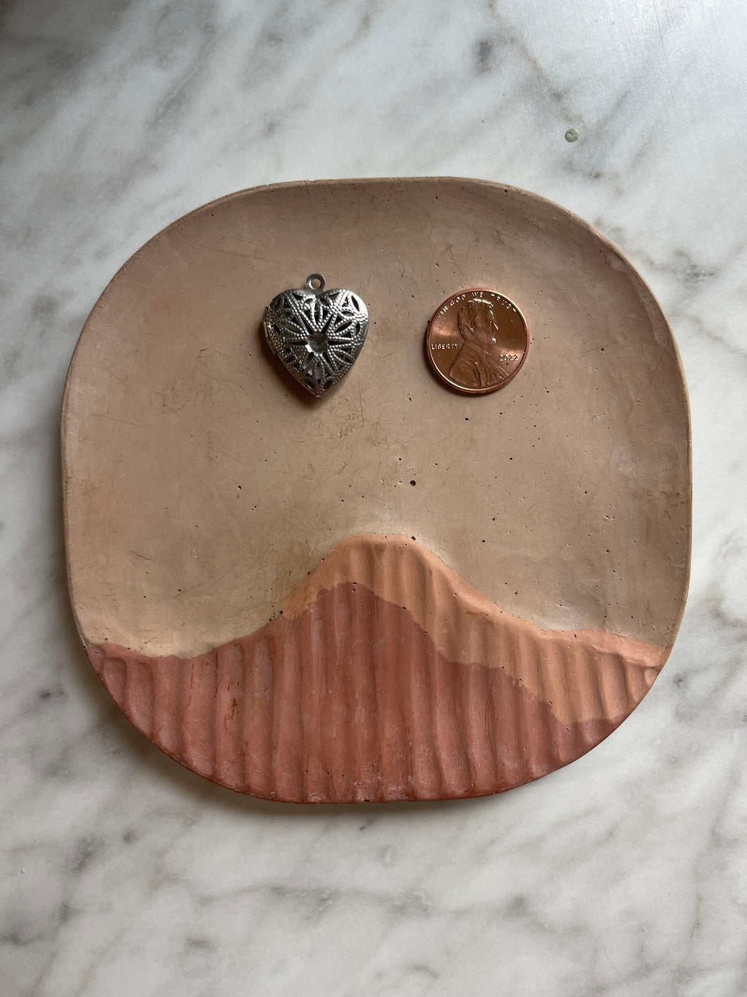 DETAILED LOCKET