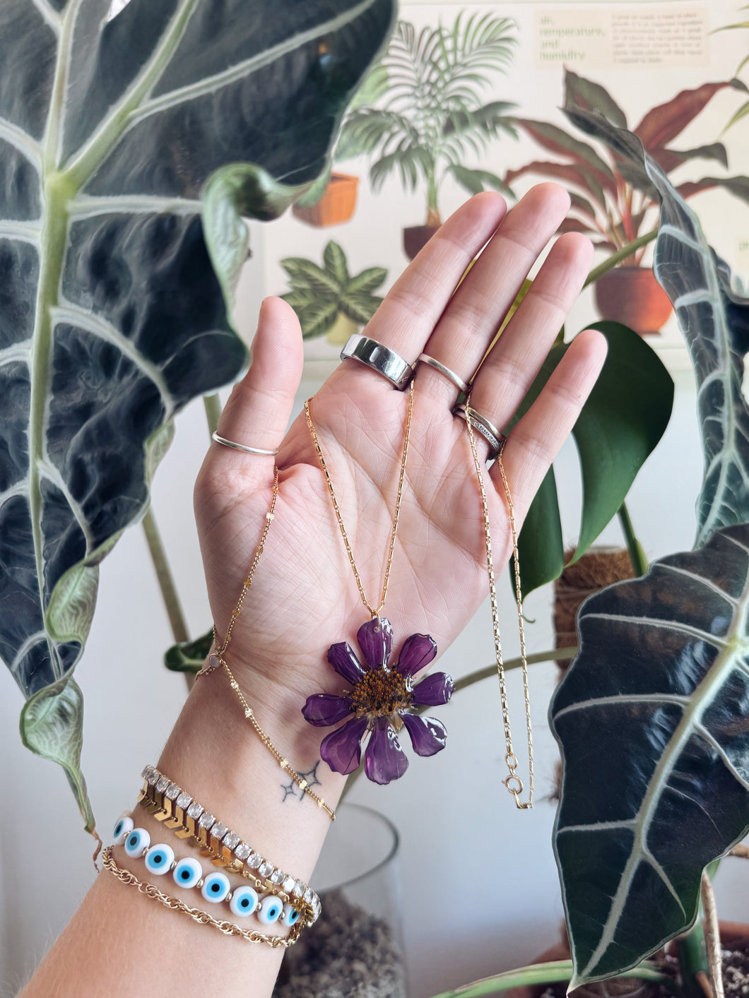 COSMOS NECKLACE